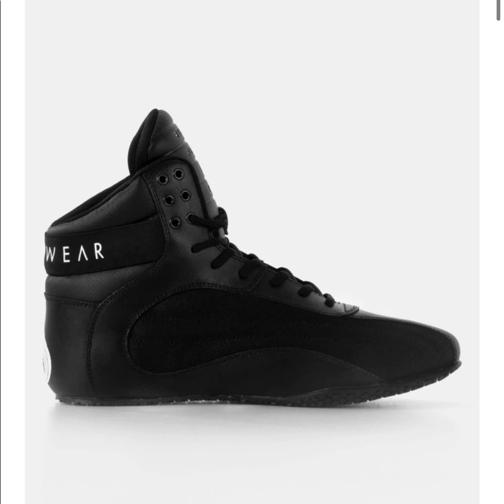 ((SOLD)) Ryderwear Men’s Lifting D-Mack Size 8